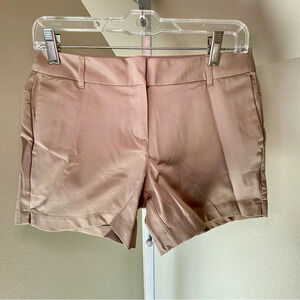 THREE SIXTY SIX WOMENS GOLF SHORTS SIZE 2 QUICK DRY, POCKETS, 4‎ ½ INCH INSEAM